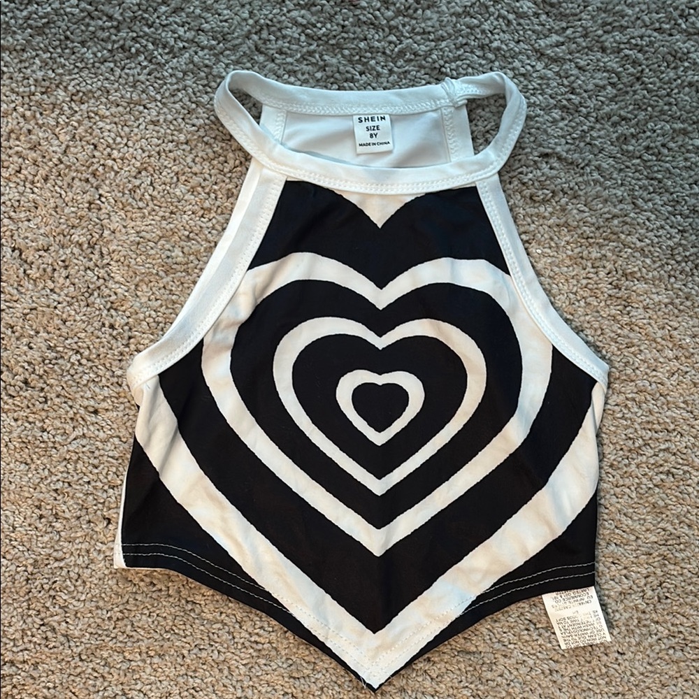 SHEIN Black and White Asymmetrical Graphic Crop Tank